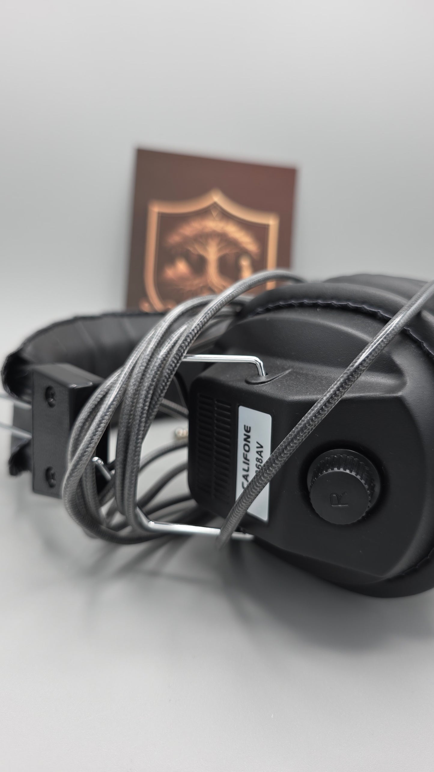 Califone 3068AV Switchable Stereo/Mono-Ear Headphones 3.5mm Adapter Plug Black